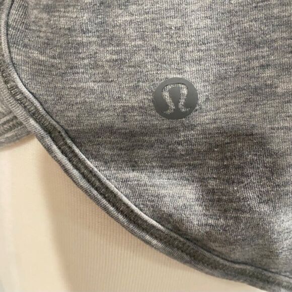 Lululemon Time Out Hoodie Sz 10 - Picture 3 of 3